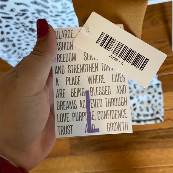 LulaRoe RARE leopard cheetah Julia dress - Picture 4 of 4